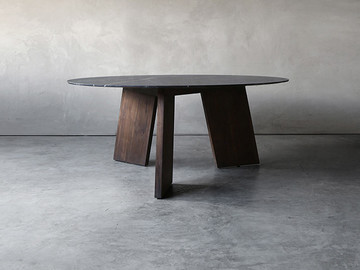 简约北欧实木圆形异形脚餐桌设计欣赏