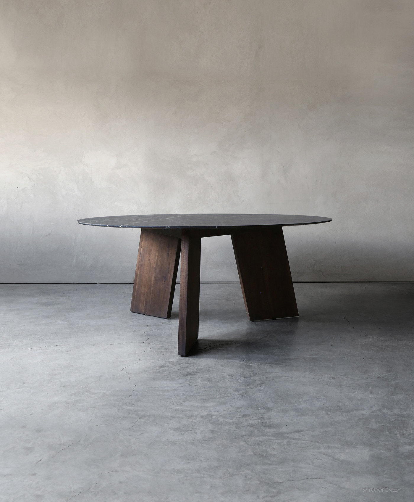 简约北欧实木圆形异形脚餐桌设计欣赏-01