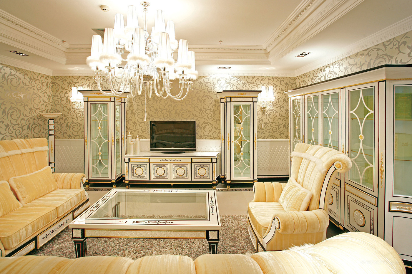 奢华古典的法式风格二居室家装设计欣赏-06