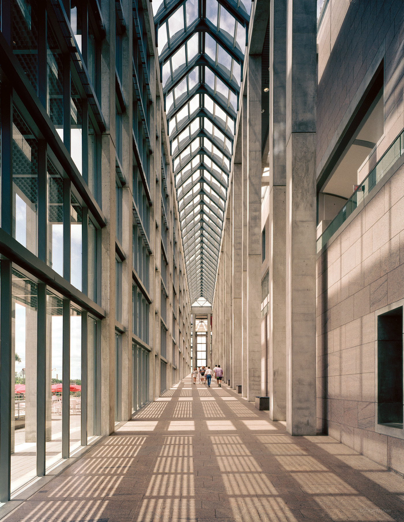 加拿大国家美术馆建筑设计作品欣赏-05
