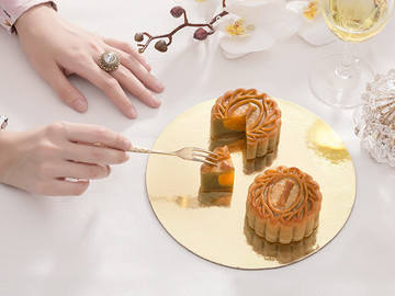 精品高档月饼美食广告摄影图片