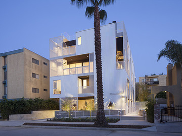 美国洛杉矶挡板公寓建筑设计图片