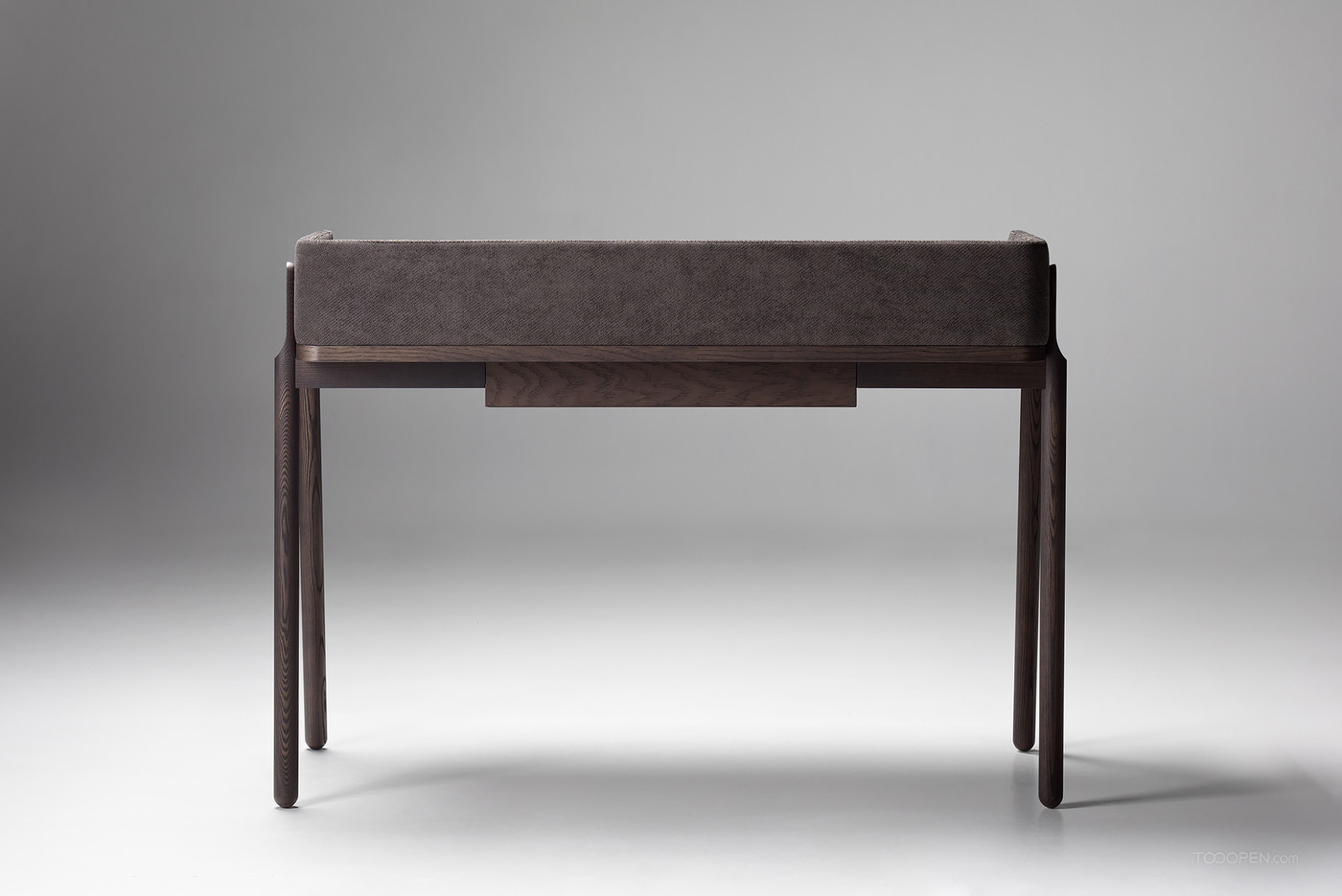 Ash简约优雅的书桌家具设计欣赏-06