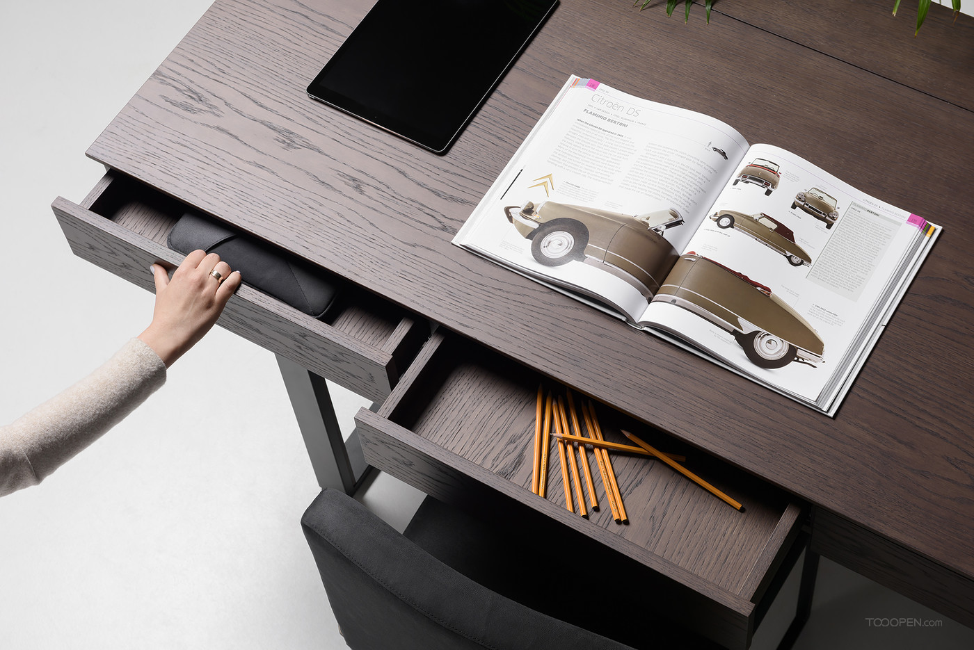 简约现代实木办公桌家具产品设计欣赏-10