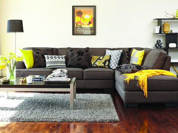 布艺沙发黄色抱枕家装设计软装搭配