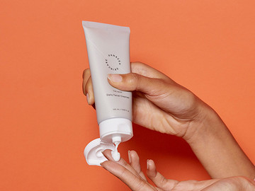 韩国创新极简主义时尚护肤防晒产品包装设计