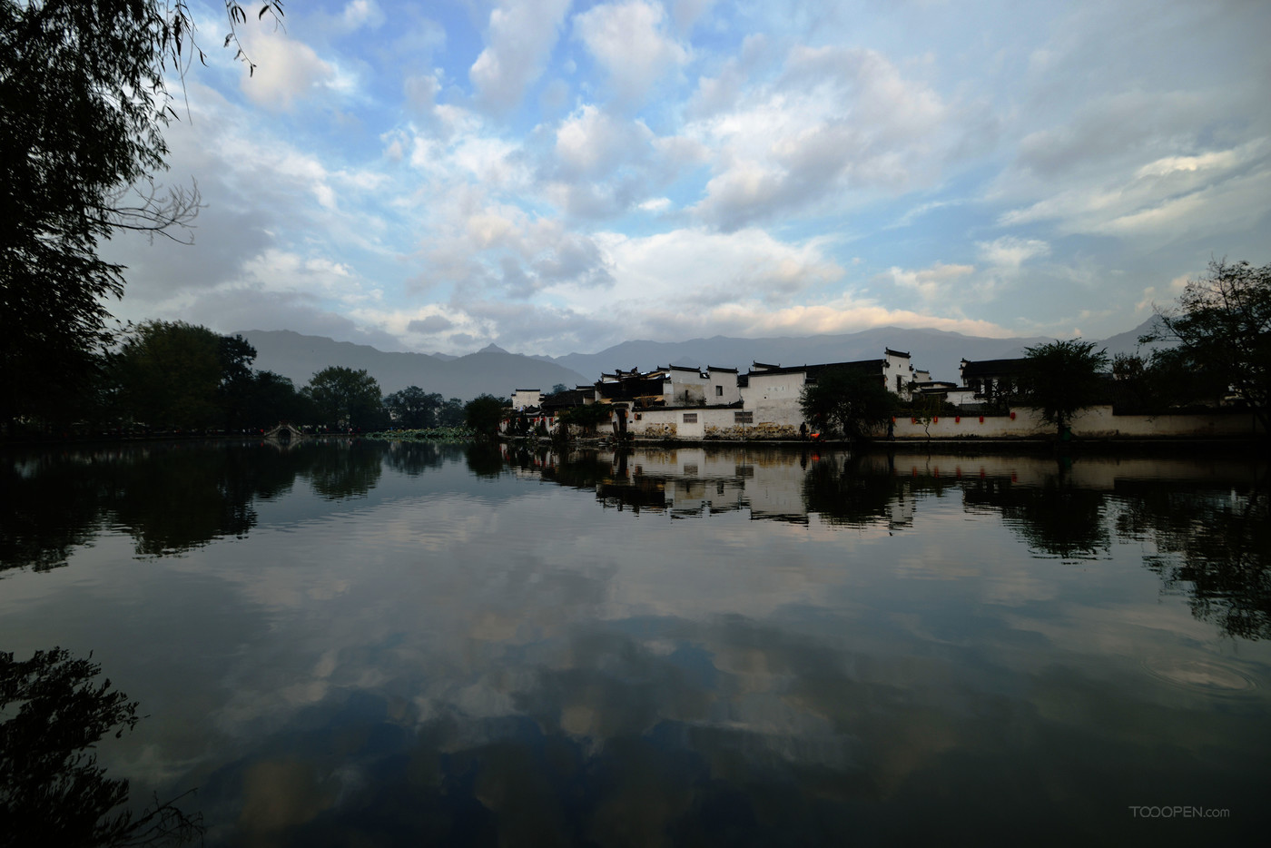 安徽醉美鄉(xiāng)村宏村風(fēng)景圖片-12