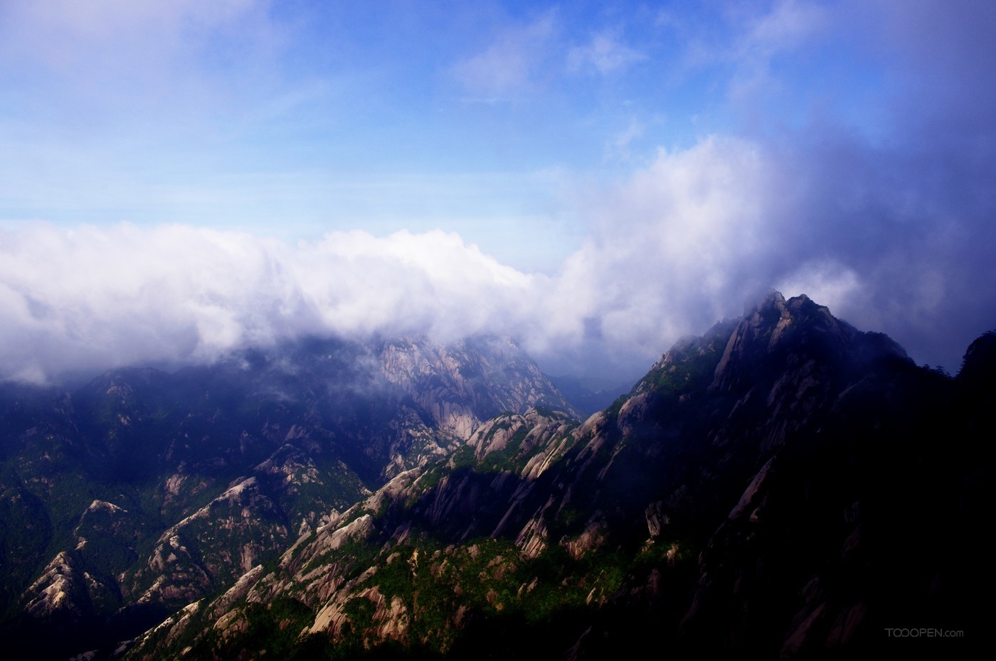 巍峨的安徽黃山自然風(fēng)景圖片-08