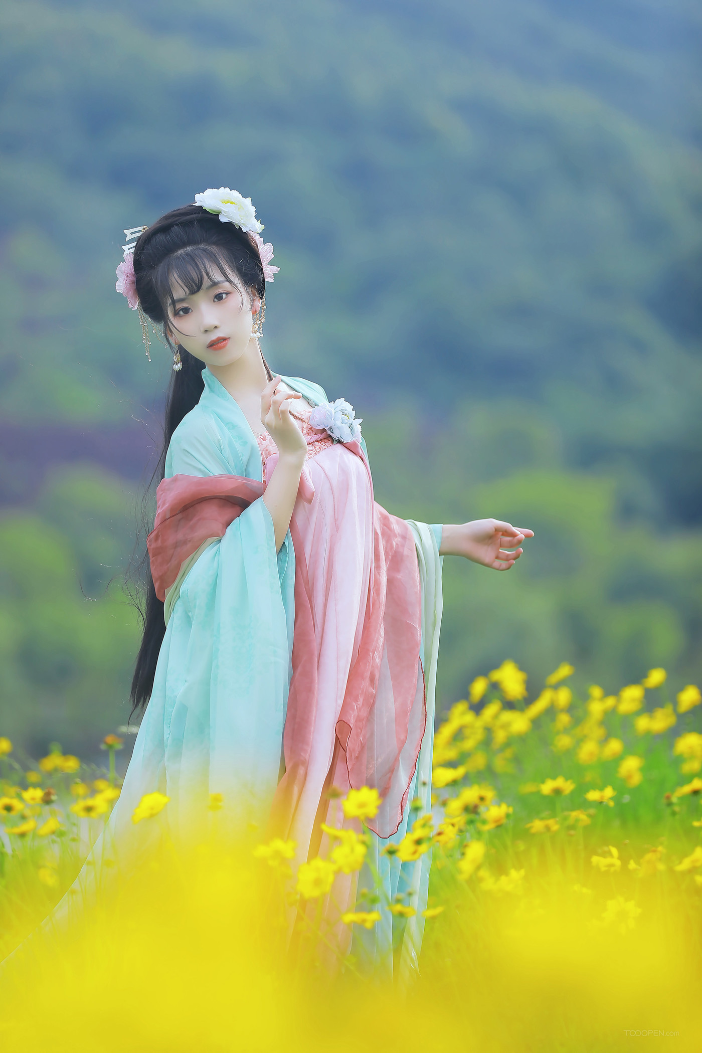 花園里的古風(fēng)小姐姐藝術(shù)攝影合集-05