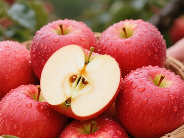 新鲜现摘青苹果红苹果创意摄影高清美图